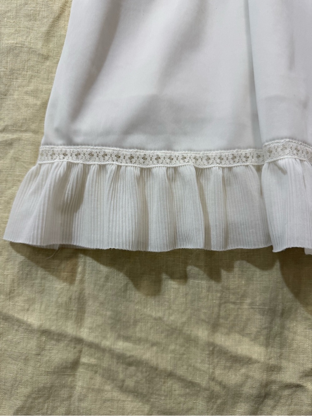 Vintage White Lace-Trim Slip Chemise - Picture 5 of 9